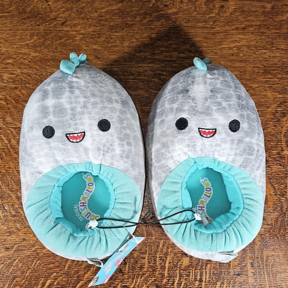 Squishmallows Plush Full-Body Step-In Slipper New